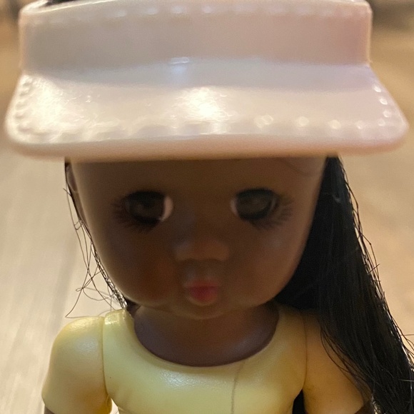 Madame Alexander doll - Picture 1 of 6
